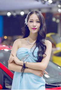  桃花玉面