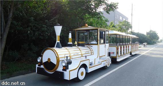 旅游景区复古观光小火车1