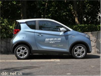 奇瑞小螞蟻eQ1電動(dòng)汽車