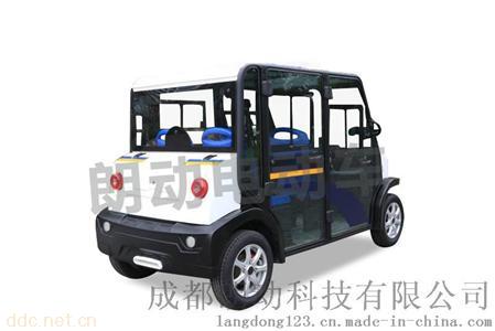 四座电动警用巡逻车