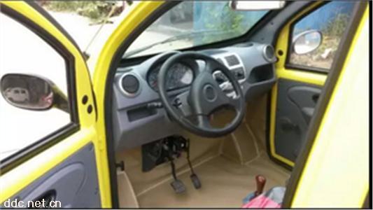 雅悦新能源铁壳C8款电动四轮车