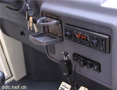 诺乐工业园区敞开式四座电动巡逻车