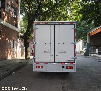 中海龙电动厢式面包车
