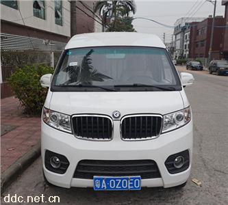 中海龙电动厢式面包车