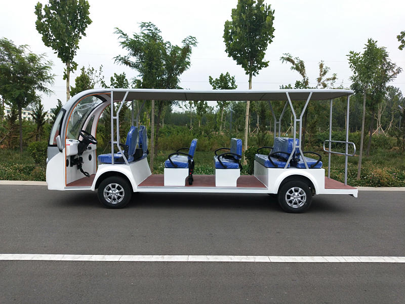 深圳11座四轮电动观光车